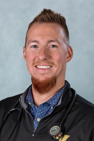 Aaron Kooienga, CFNP